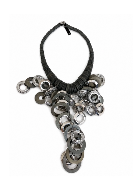 pendant silver necklace
